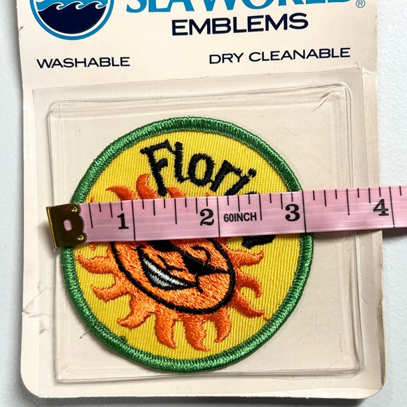 VTG New SeaWorld Emblems Florida Sunshine 3” Circle Patch Souvenir - Picture 4 of 4